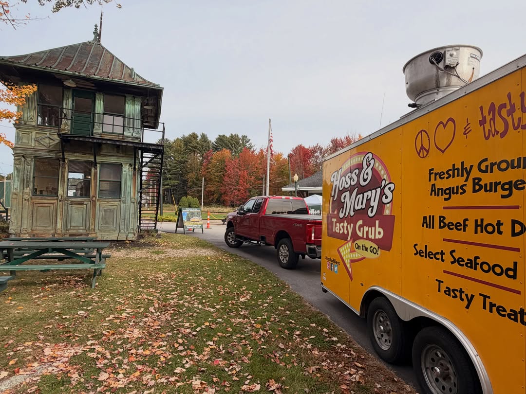 Hoss and Mary's