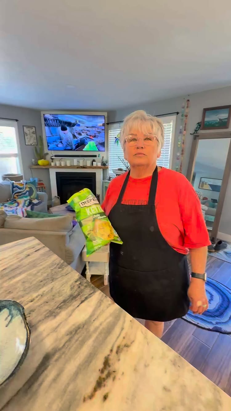 Hoss and Mary's